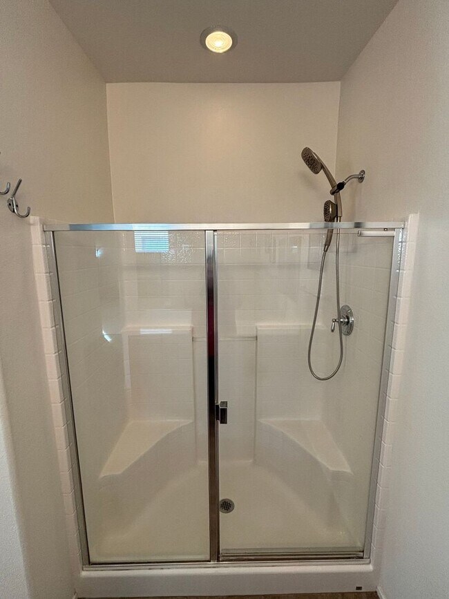 Building Photo - Gated 3-Bedroom Home with Community Pool Near Fort Apache & Blue Diamond