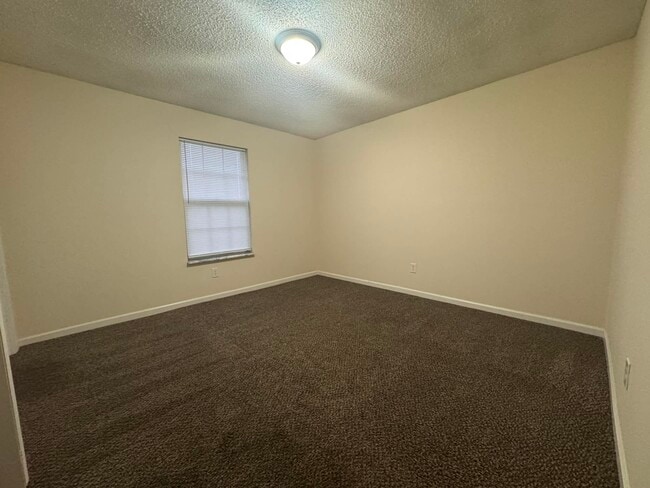 Building Photo - 1712 McGregor Ct