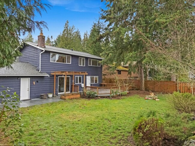 Building Photo - 24201 Firdale Ave