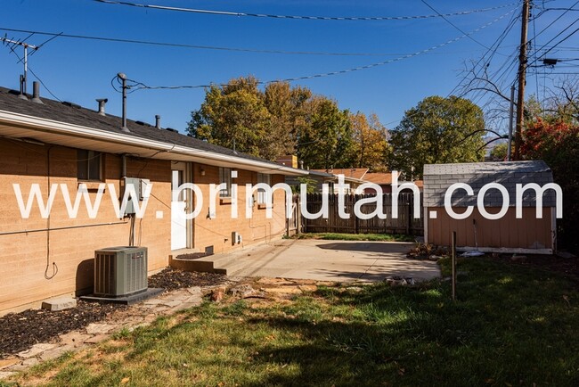 Building Photo - 646 E 5640 S