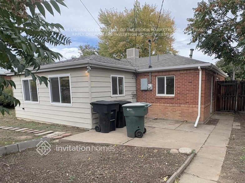 Building Photo - 9141 Lilly Ct