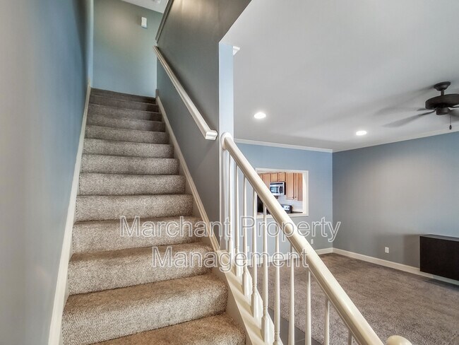 Building Photo - 209 Ashby Dr