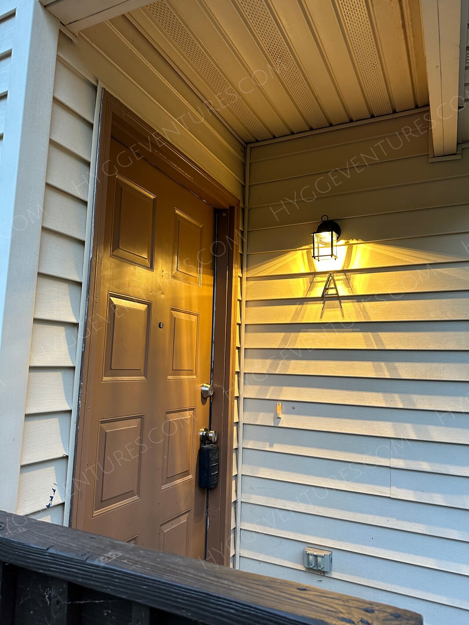 Entrance - 1209 Old Magnolia Way