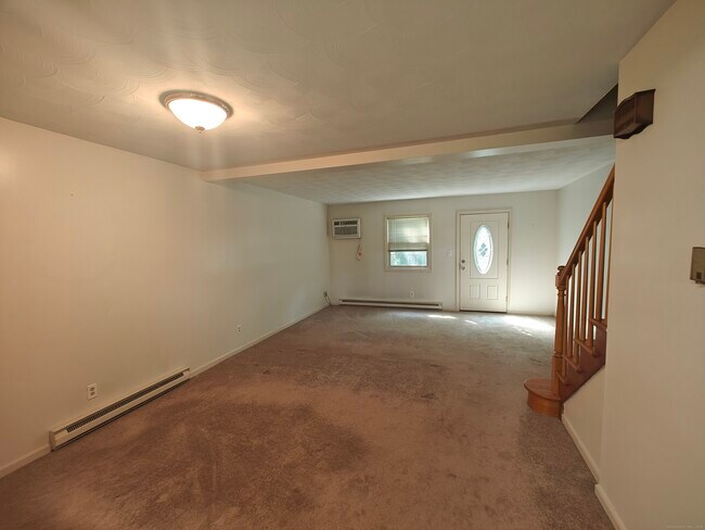 Building Photo - 18 Broadview Hts