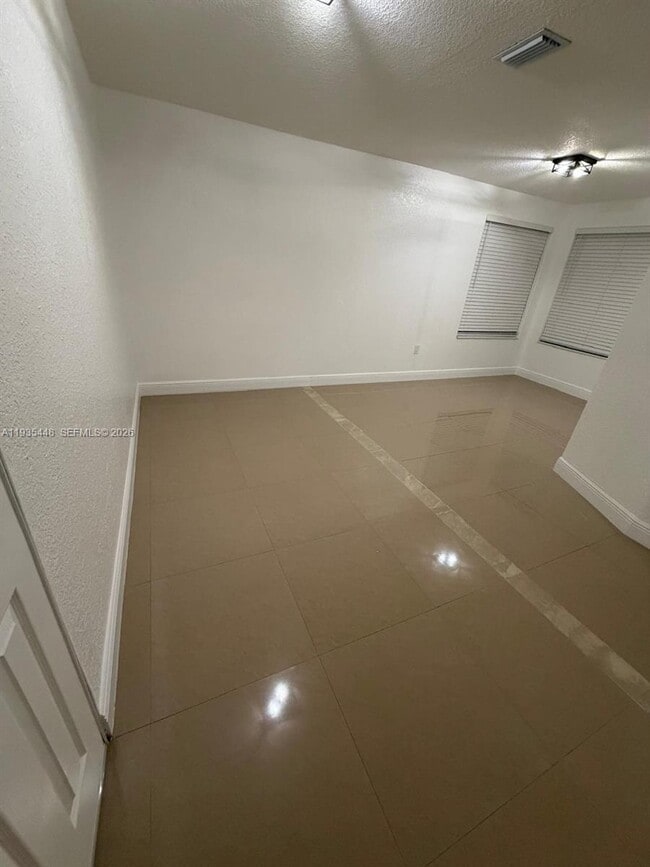 Building Photo - 14964 SW 32nd Terrace