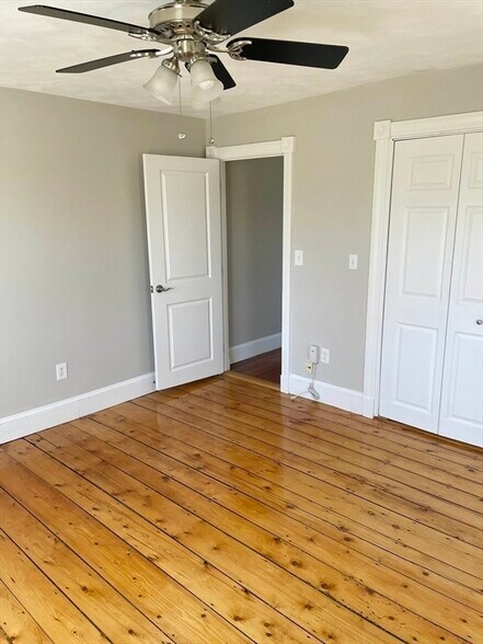 Building Photo - 355 Jefferson Ave