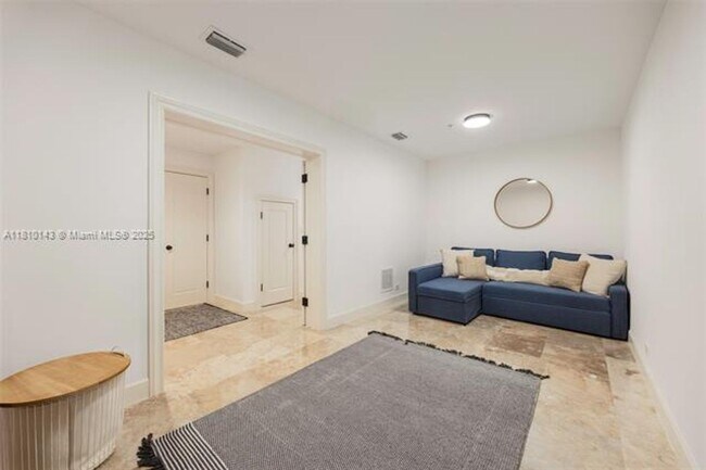 Building Photo - 7430 SW 56th Ct