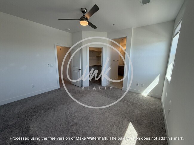 Building Photo - Beautiful Newly Built Townhome In Jenuane Community