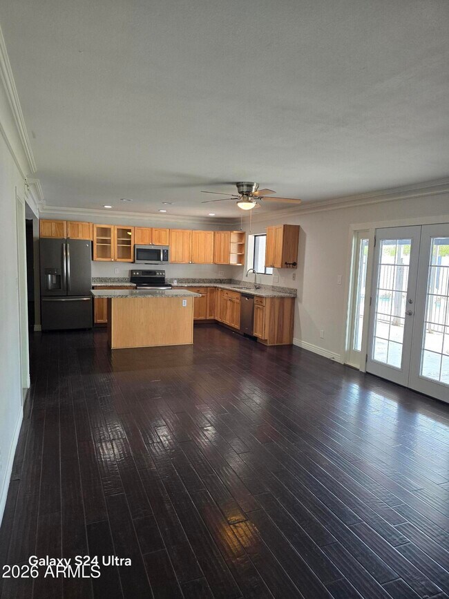 Building Photo - 3745 W Lupine Ave