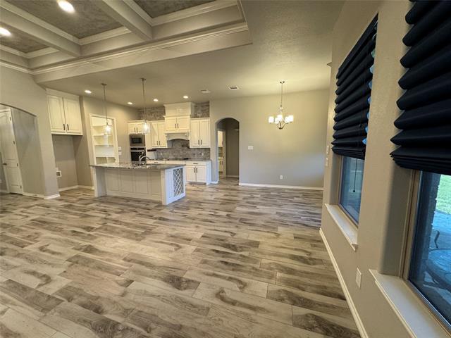 Building Photo - 6611 Pinehurst Dr