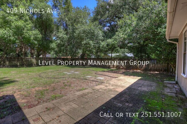 Building Photo - 409 Nichols Ave