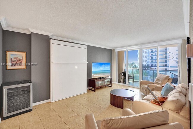 Building Photo - 2501 S Ocean Dr