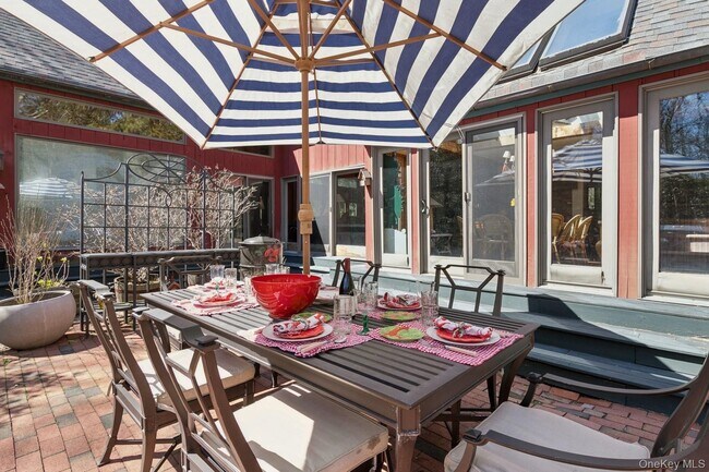 Building Photo - 4 Marion Ln