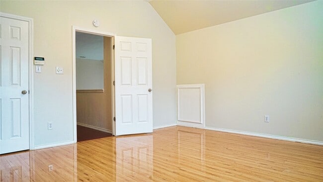 Building Photo - 22147 Canyonwood Park Ln