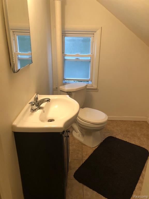 Building Photo - 7535 Republic Ave