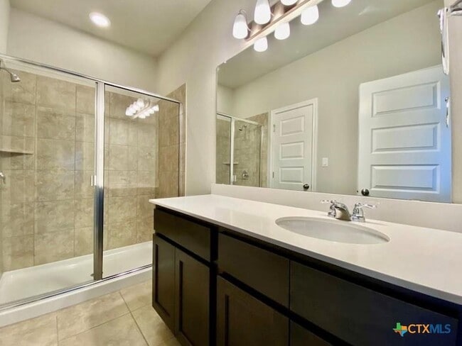 Building Photo - 2309 Pecan Island Dr