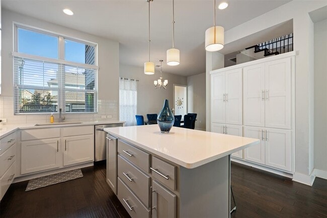 Building Photo - 2816 Moreno St