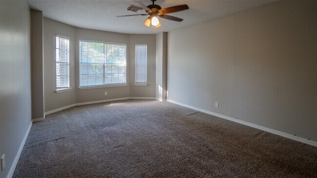 Building Photo - 5507 Slashwood Ln