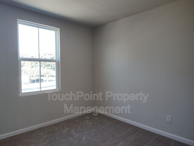 Building Photo - 8031 Sinnet Pl