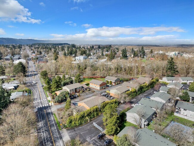 Building Photo - 2 bedroom home in Portsmouth Community!!