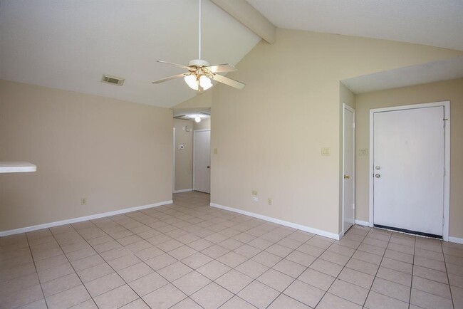 Building Photo - 10723 Spanish Grant Dr