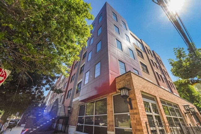 Building Photo - 650 2nd St