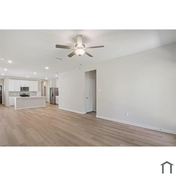 Building Photo - 6004 Alderton Dr