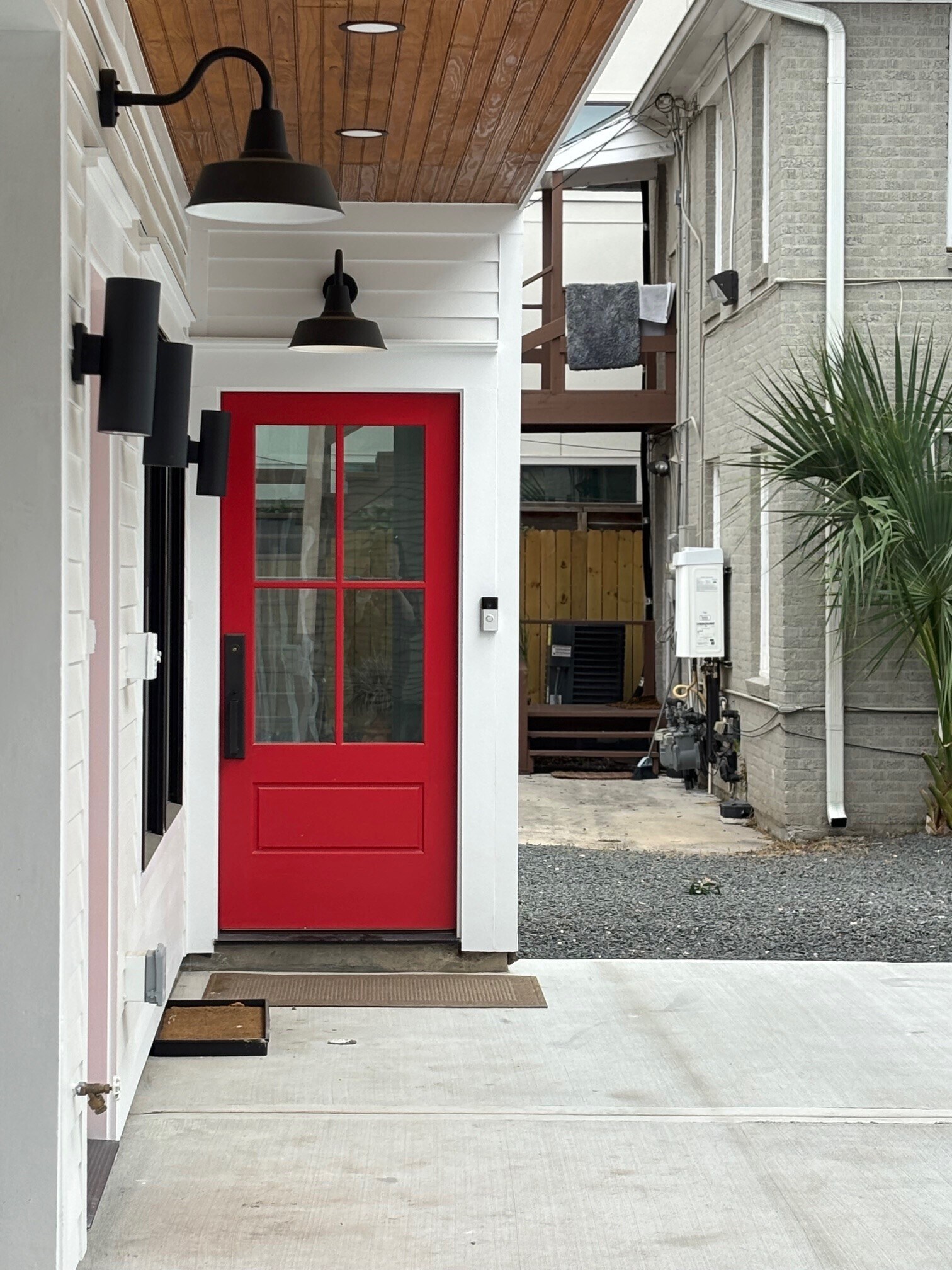 Building Photo - 2636 Greenbriar Dr