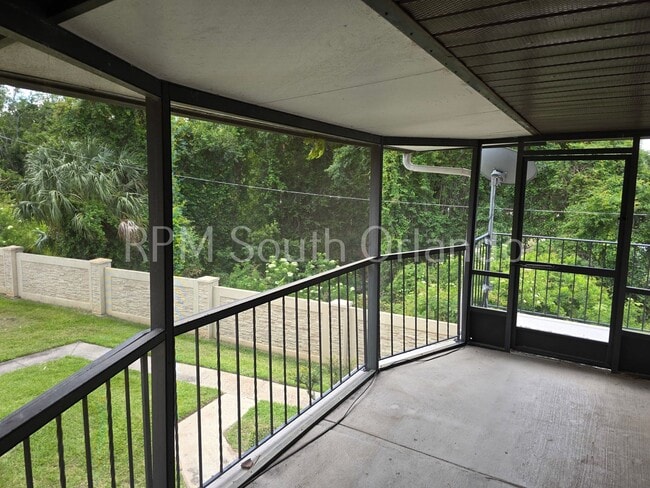 Building Photo - Great location! 2nd floor condo in Winter Garden