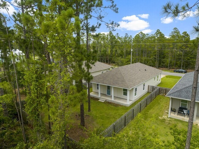 Building Photo - 353 Indian Woman Rd