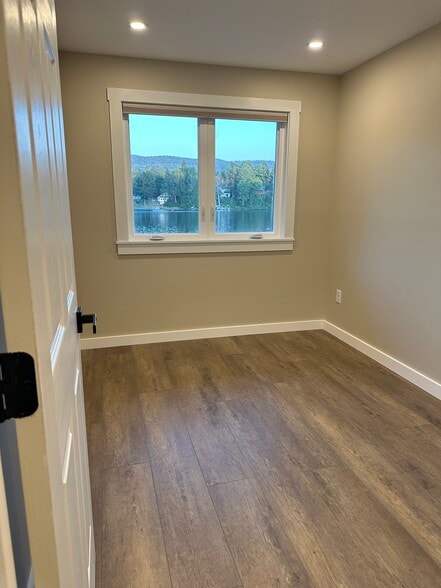 bonus room - 4628 Vt Rte 100
