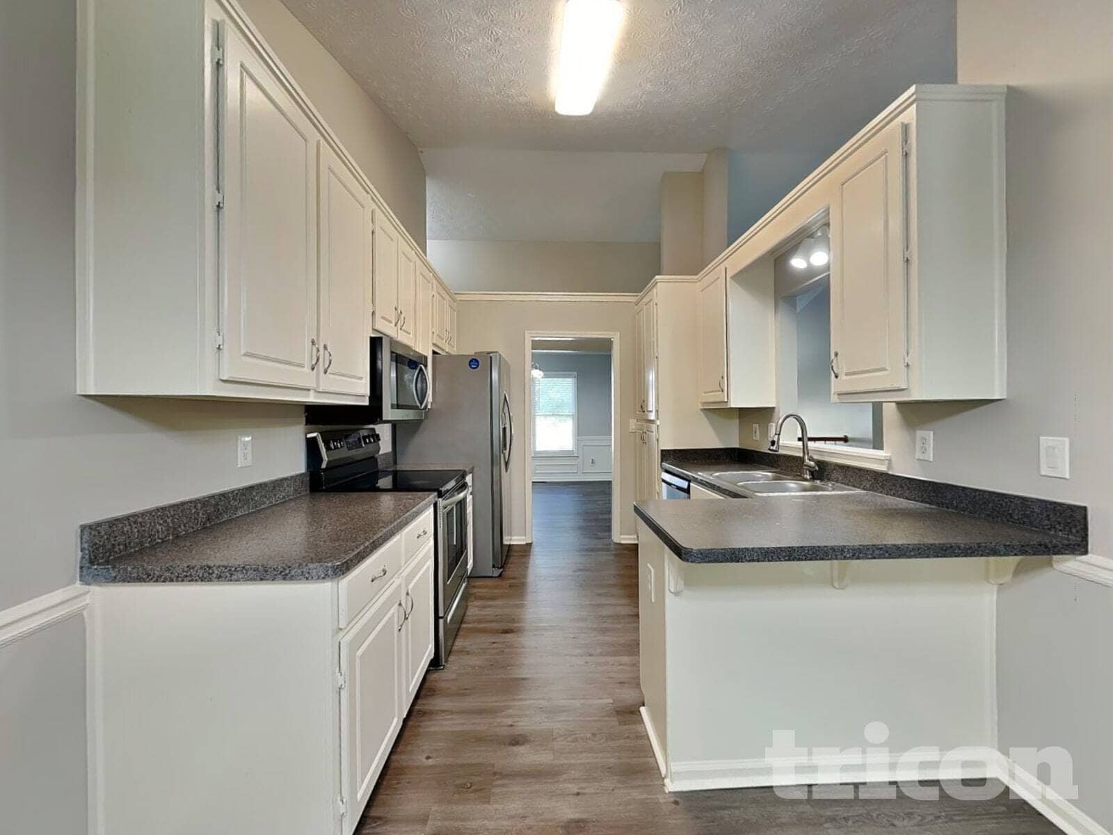 Building Photo - 5731 Newnan Cir