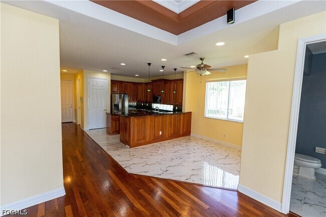 Building Photo - 8789 Paseo De Valencia St