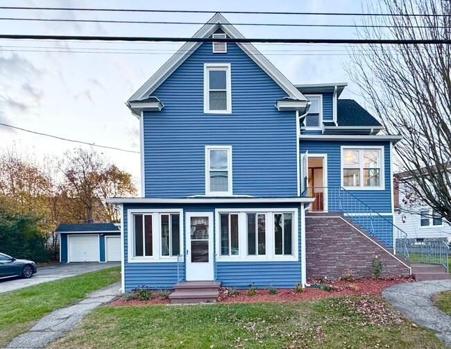 Primary Photo - 54 New Haven Ave