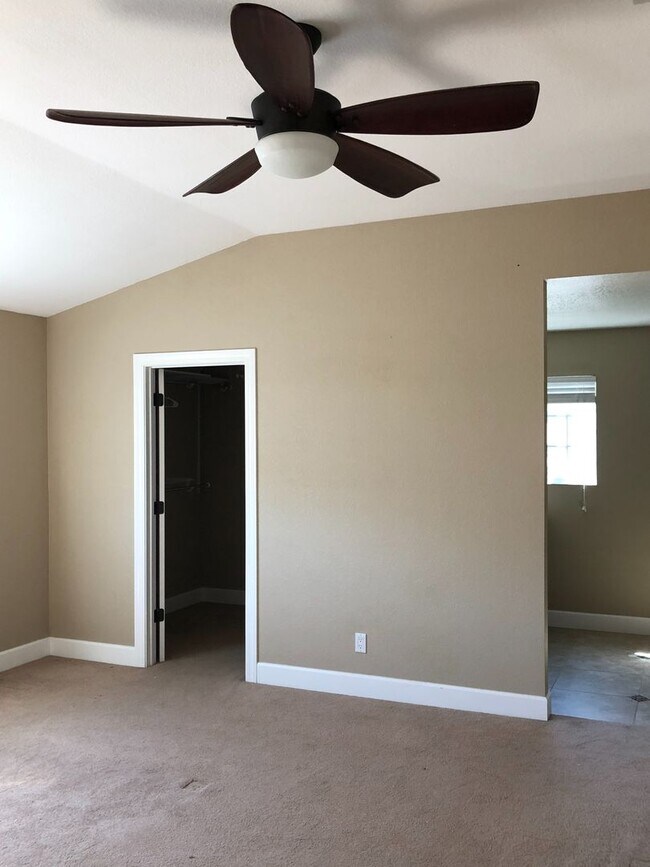 Building Photo - COMING SOON!! Foxboro neighborhood & Travis Unified School District! This beauty is a 3bed / 3 ba...