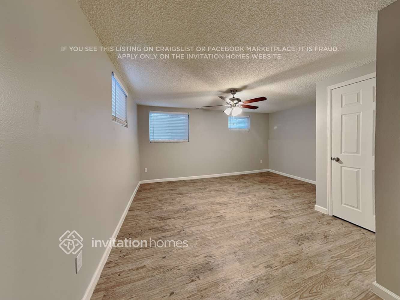 Building Photo - 2885 Mirage Dr