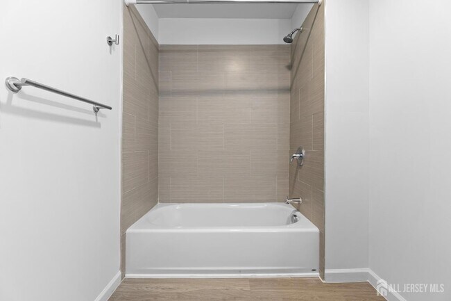 Building Photo - 226 New Brunswick Ave