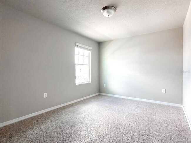 Building Photo - 484 Sun Warbler Wy