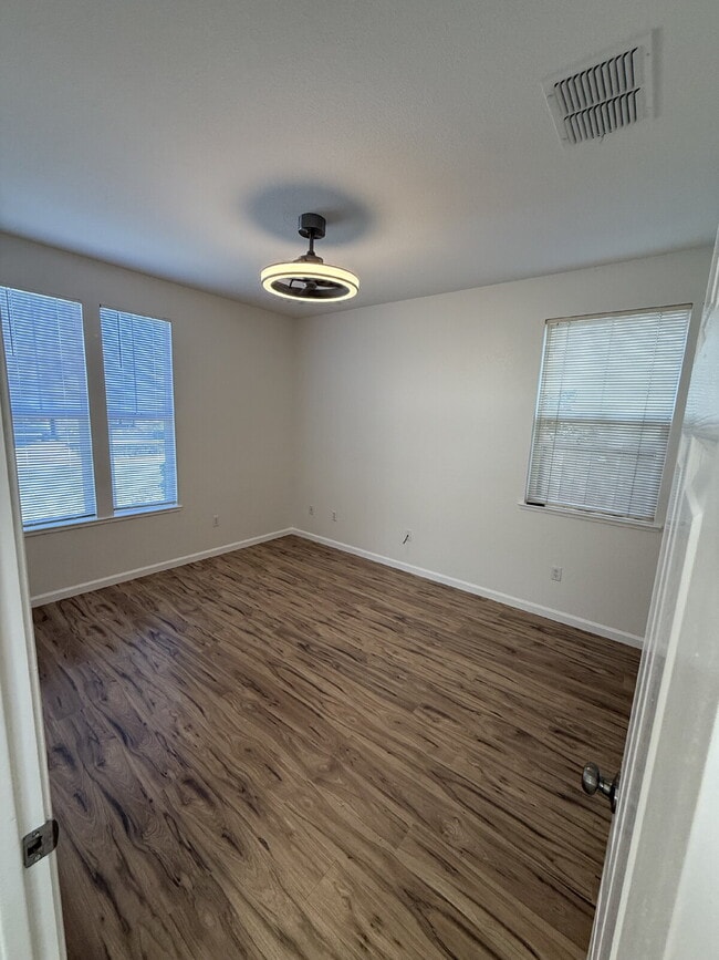 Building Photo - 3419 Mas Amilos Way