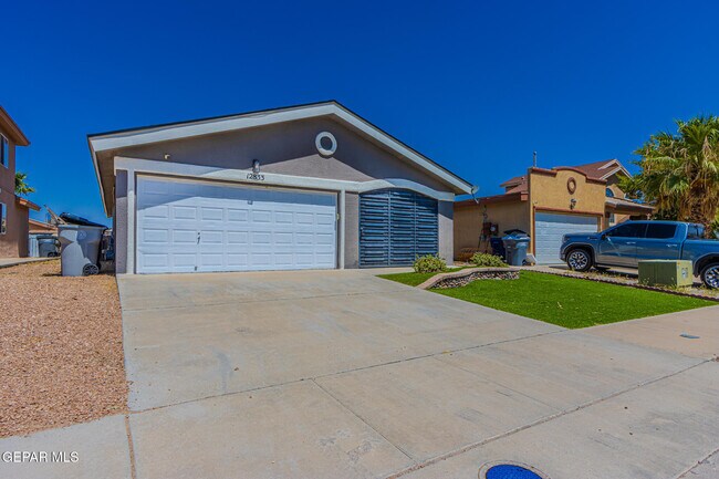 Building Photo - 12833 Tierra Pueblo Dr