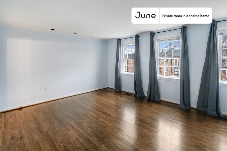Building Photo - Room in Shared 7 bed/3.5 bath home