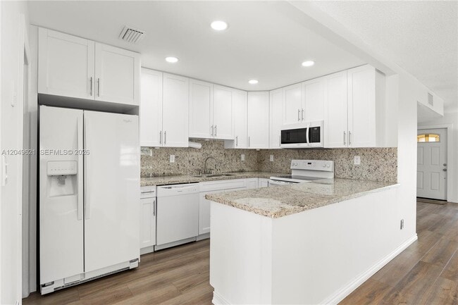 Building Photo - 13745 SW 84th St