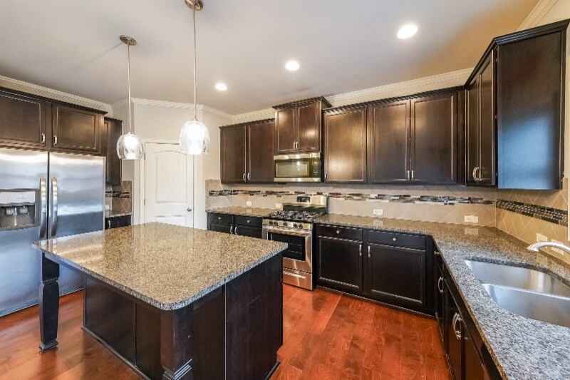 Building Photo - 408 After Glow Smt