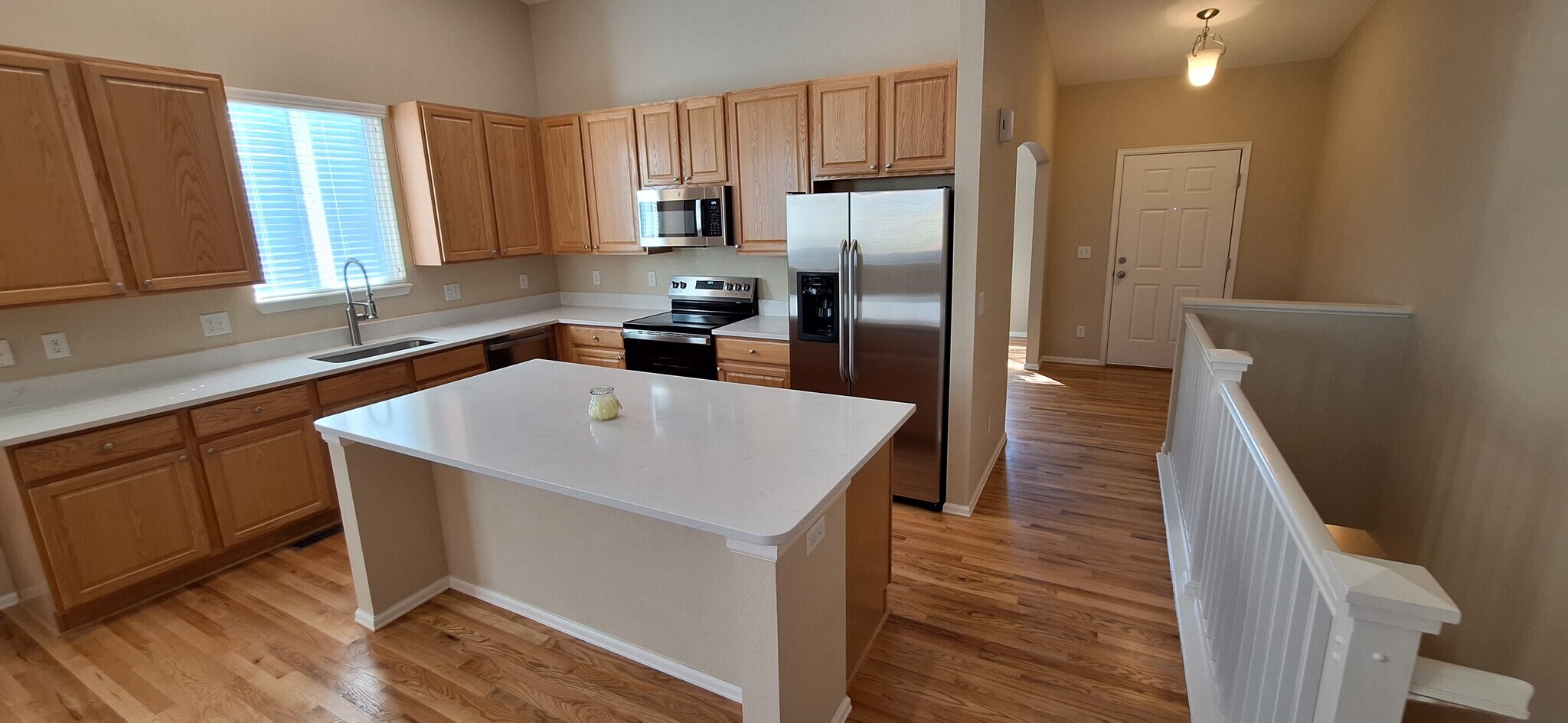 Building Photo - 3645 Desert Ridge Cir