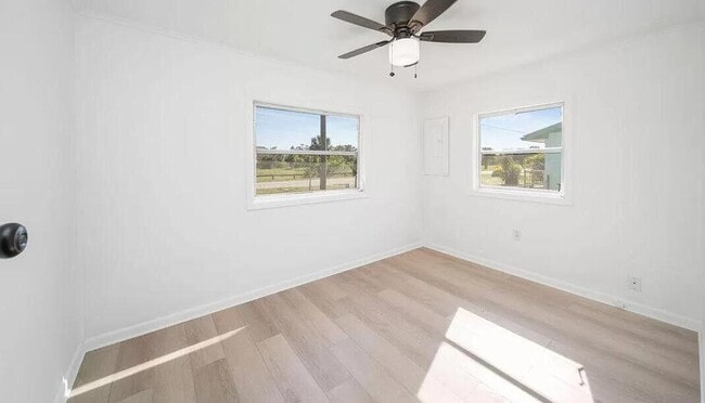 Building Photo - 1520 Hunter Rd