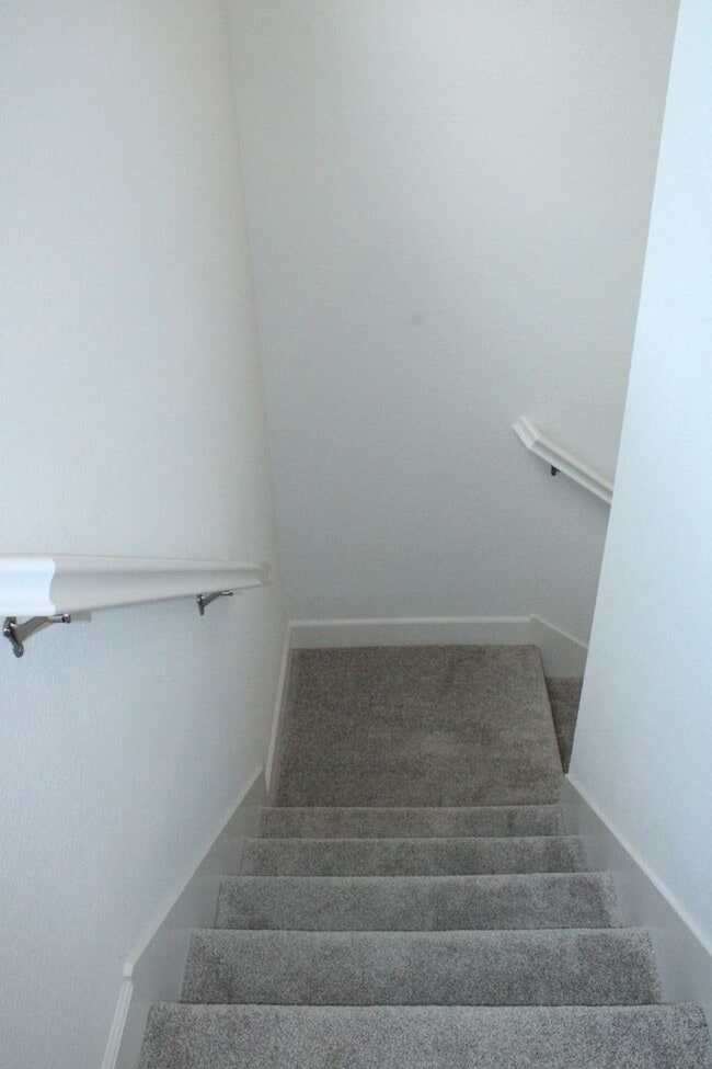 Building Photo - 4 Bedroom / 3 Bath House with Solar in San Marco Community-Close to Bart!