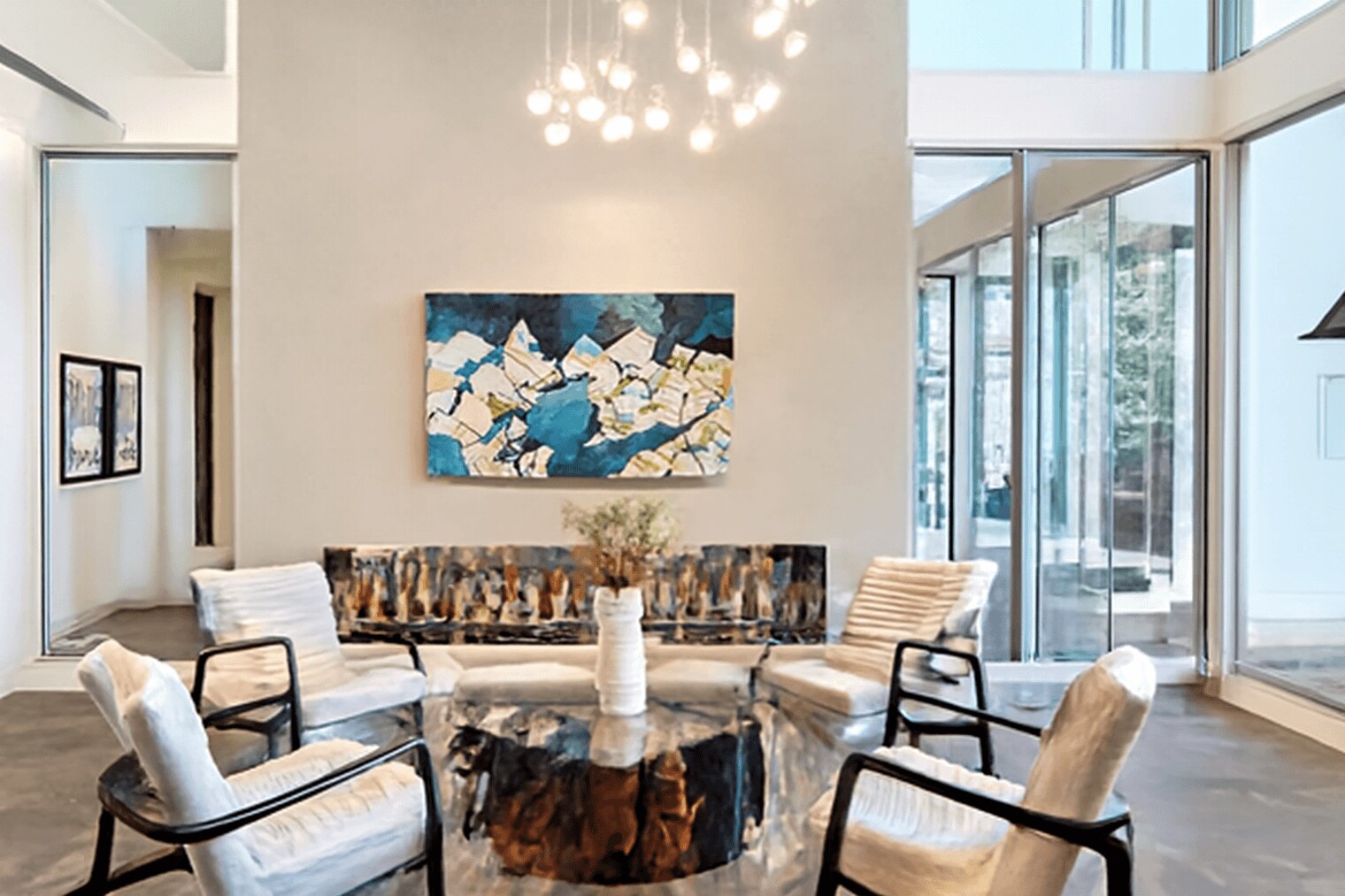 Building Photo - 125 Boren Ave S