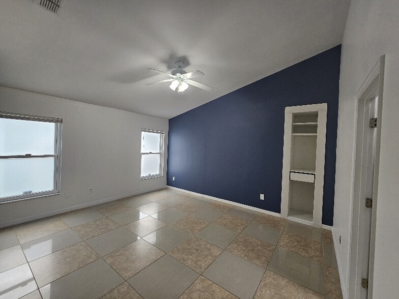 Building Photo - 12786 Maribou Cir