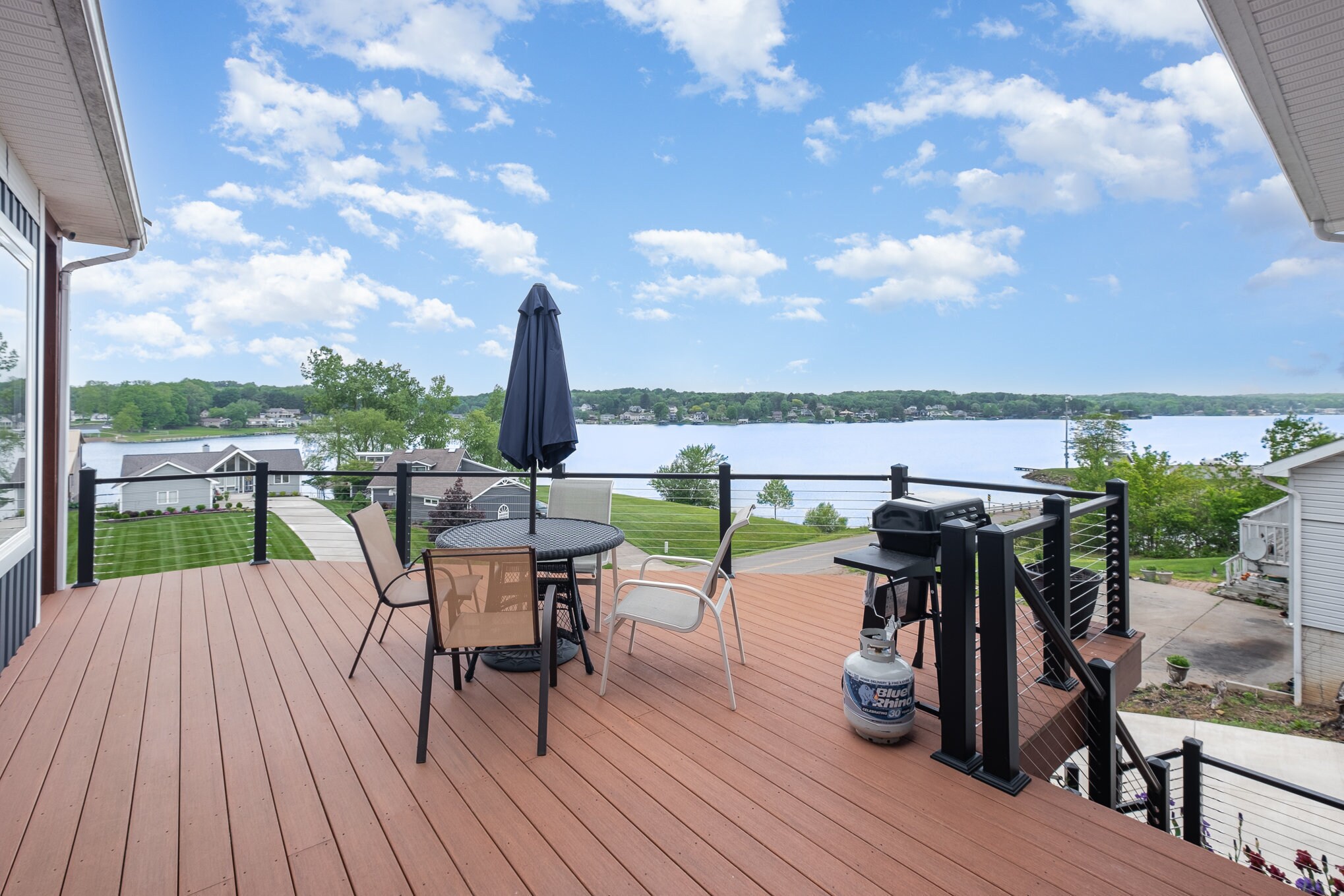 Building Photo - 4006 Apple Valley Dr