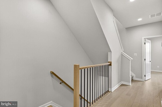 Building Photo - 43433 Wilcox Terrace